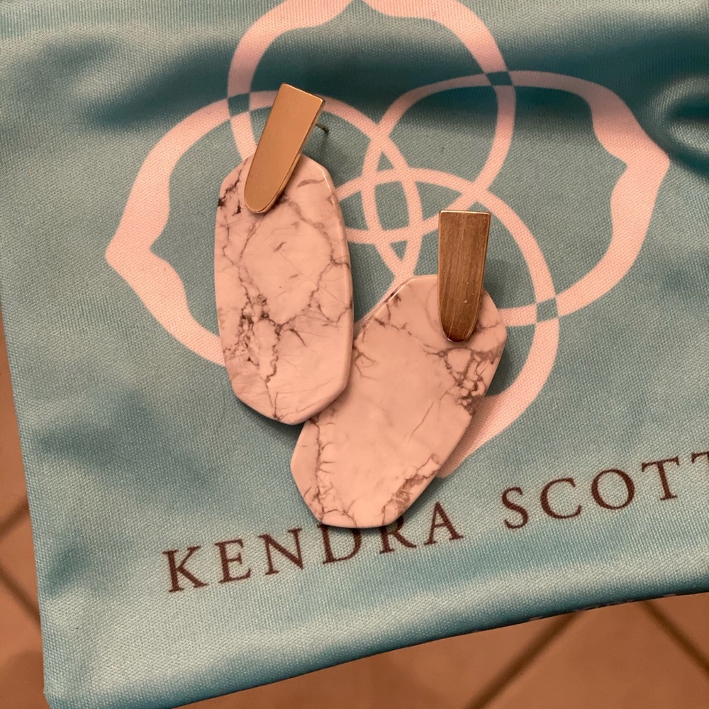 Kendra Scott Aragon earrings